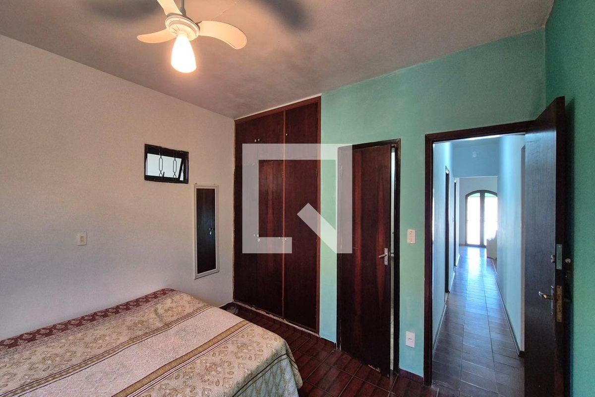 Casa à Venda - Jardim do Lago, 3 Quartos,  140 m2 em , Campinas - sp | SoloBR