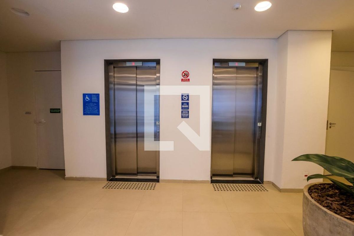 Apartamento, 2 quartos, 34 m² - Foto 14