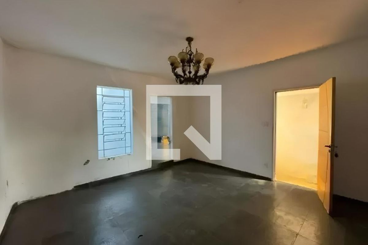 Casa à Venda - Jardim Flamboyant, 3 Quartos,  180 m2 em , Campinas - sp | SoloBR