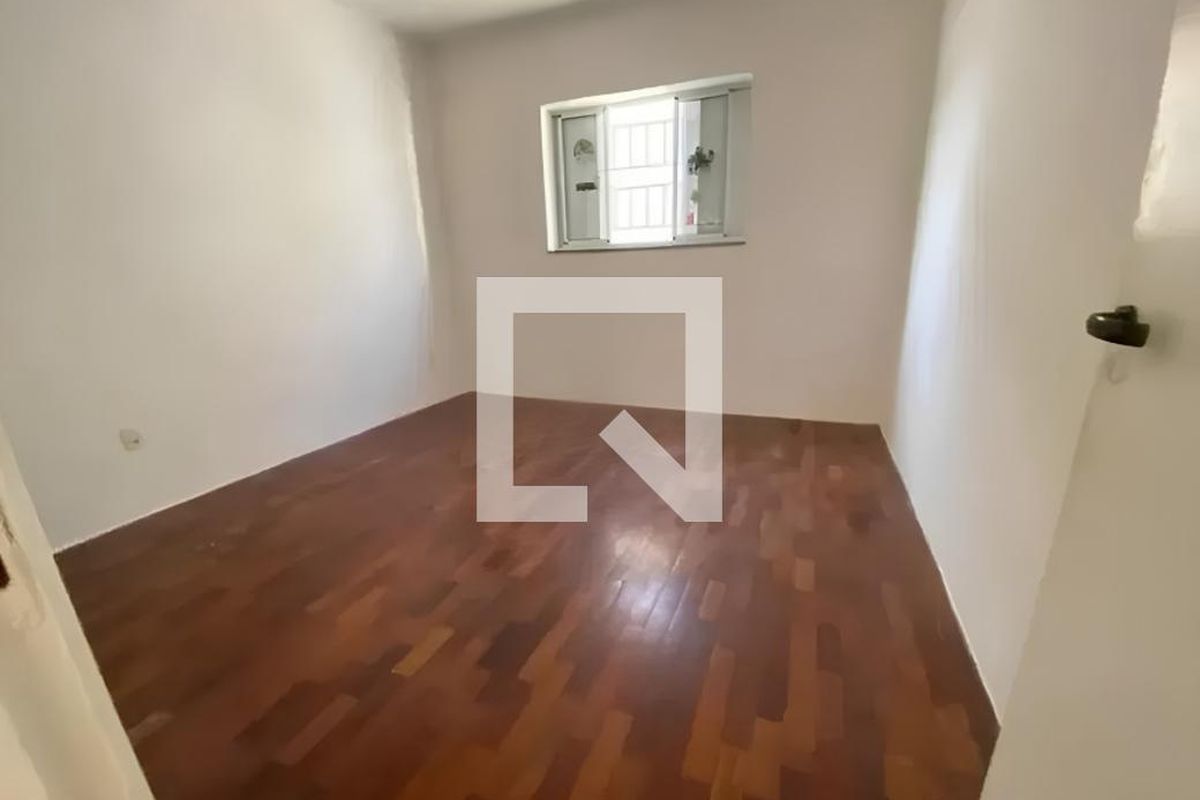 Casa à Venda - Jardim Flamboyant, 3 Quartos,  180 m2 em , Campinas - sp | SoloBR