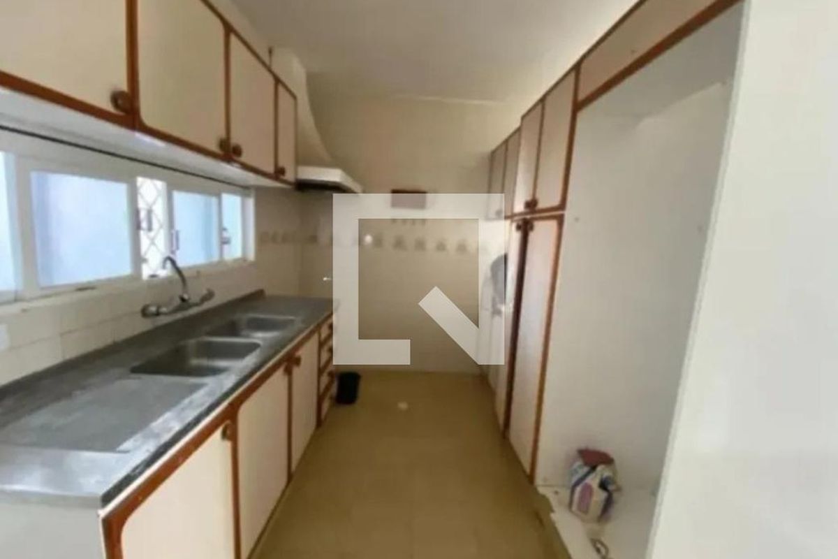 Casa à Venda - Jardim Flamboyant, 3 Quartos,  180 m2 em , Campinas - sp | SoloBR