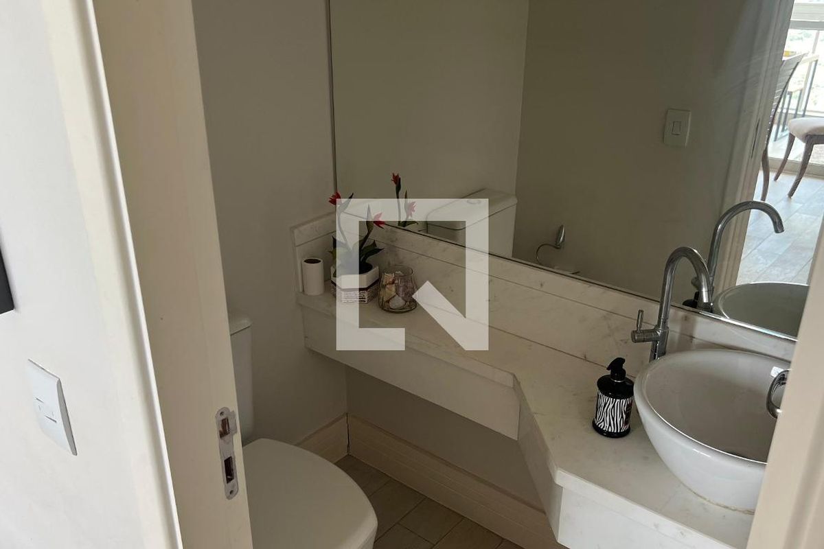 Apartamento à Venda - Lot. Alphaville Campinas, 4 Quartos,  140 m2 em , Campinas - sp | SoloBR