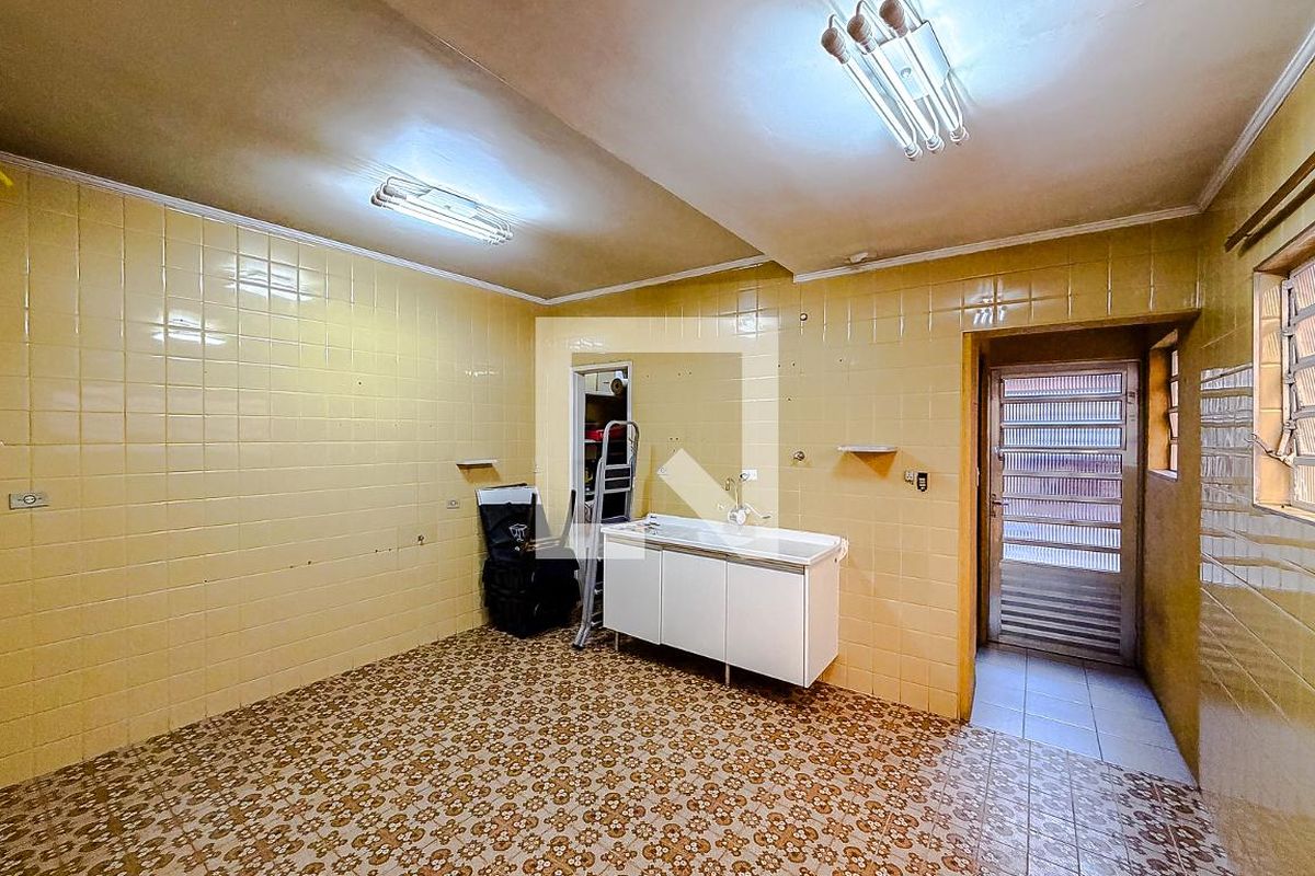 Casa, 3 quartos, 253 m² - Foto 29