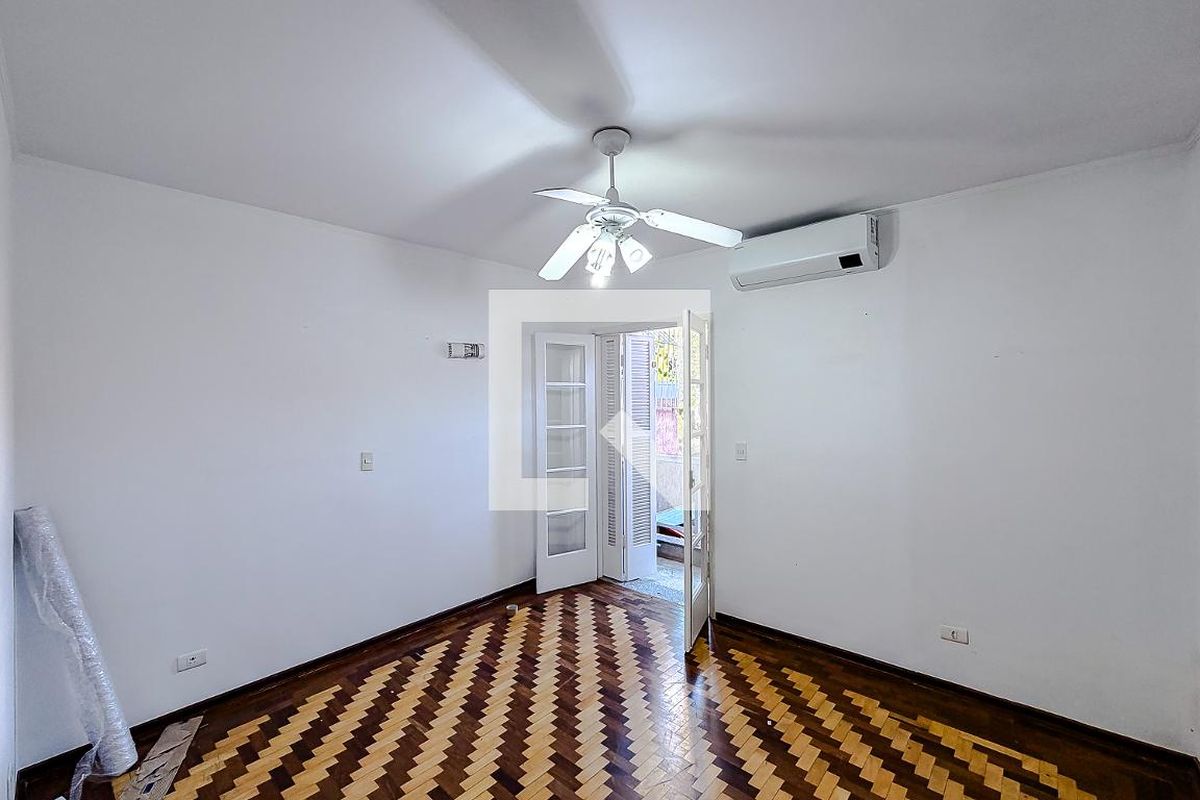 Casa, 3 quartos, 253 m² - Foto 45