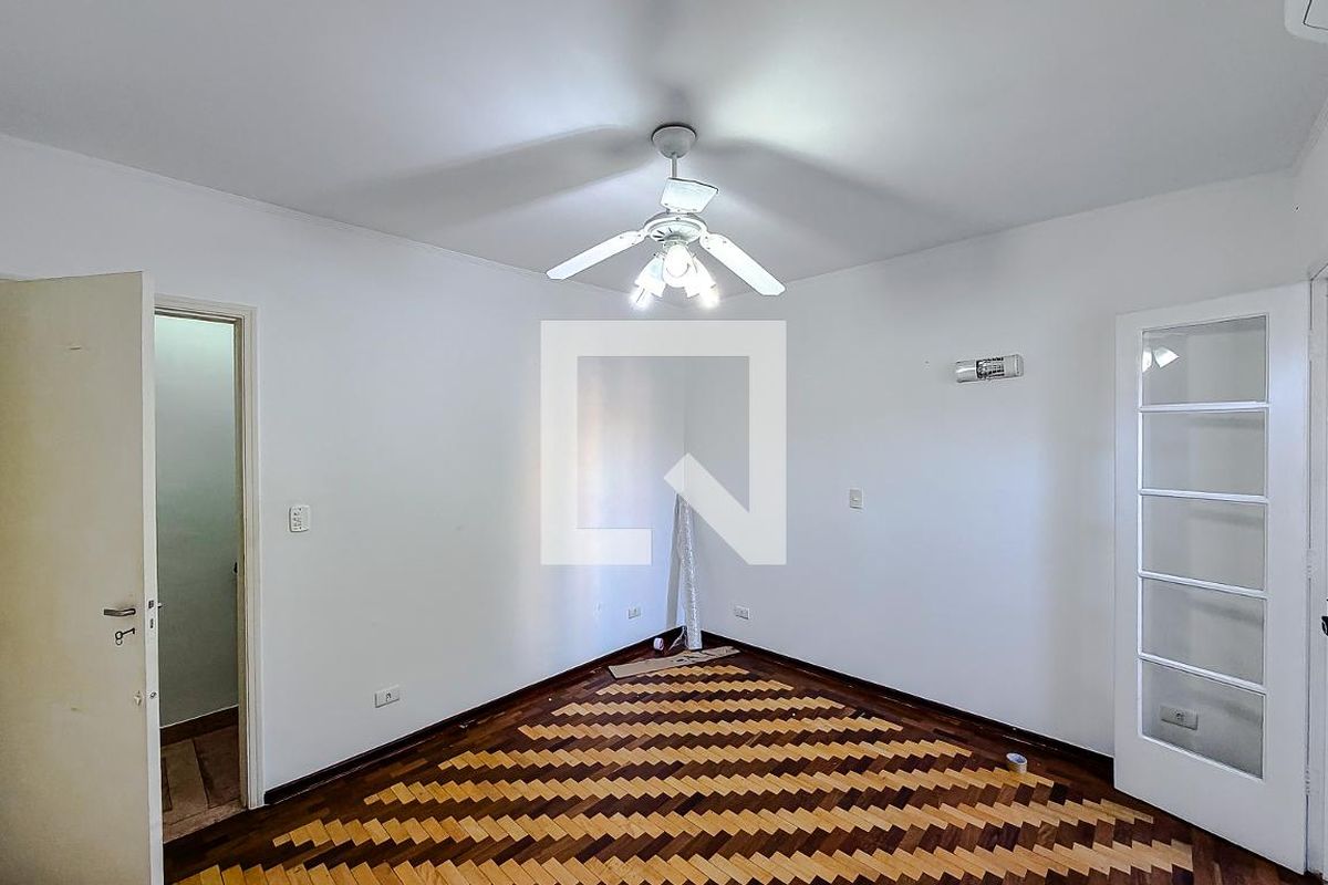 Casa, 3 quartos, 253 m² - Foto 46