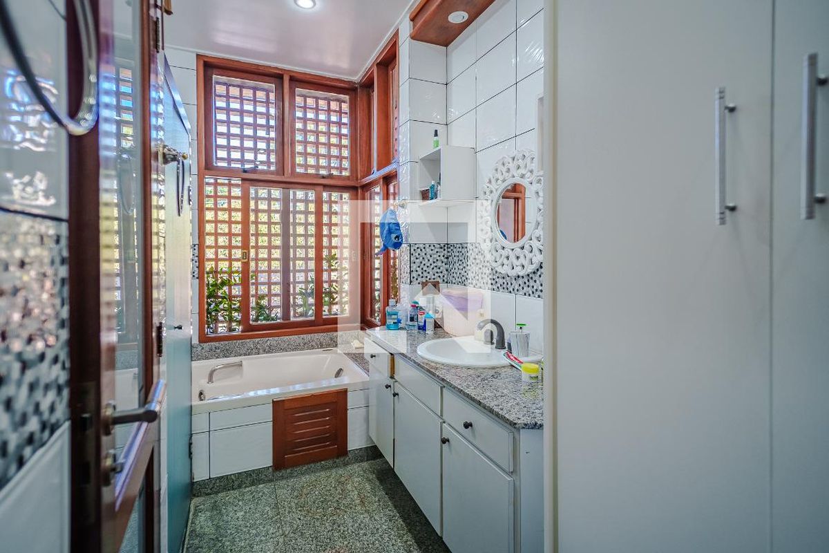 Casa, 4 quartos, 350 m² - Foto 52