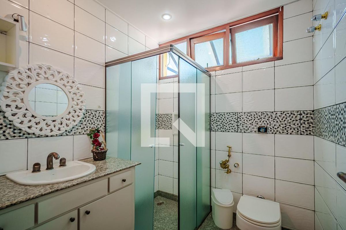 Casa, 4 quartos, 350 m² - Foto 57