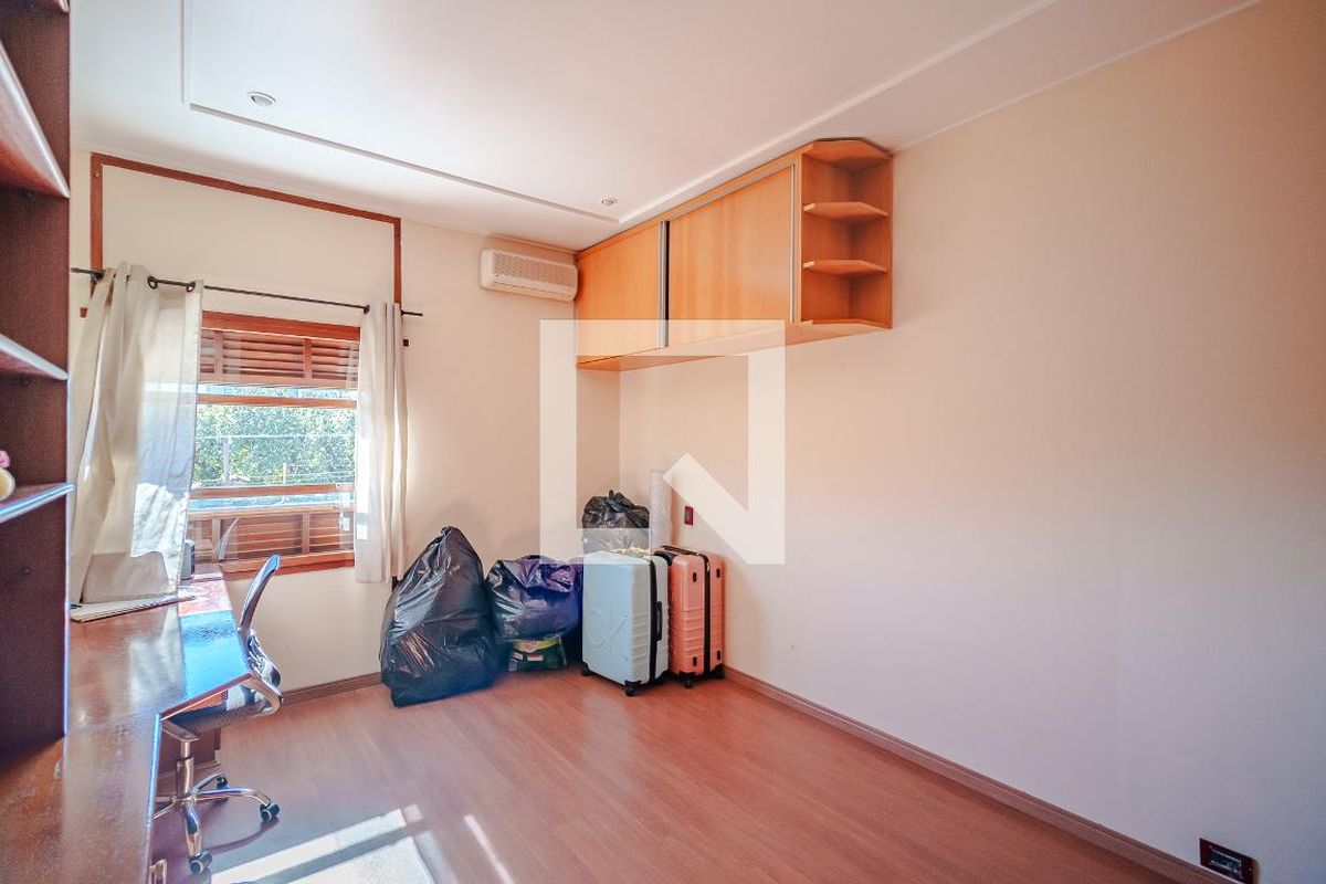 Casa, 4 quartos, 350 m² - Foto 32