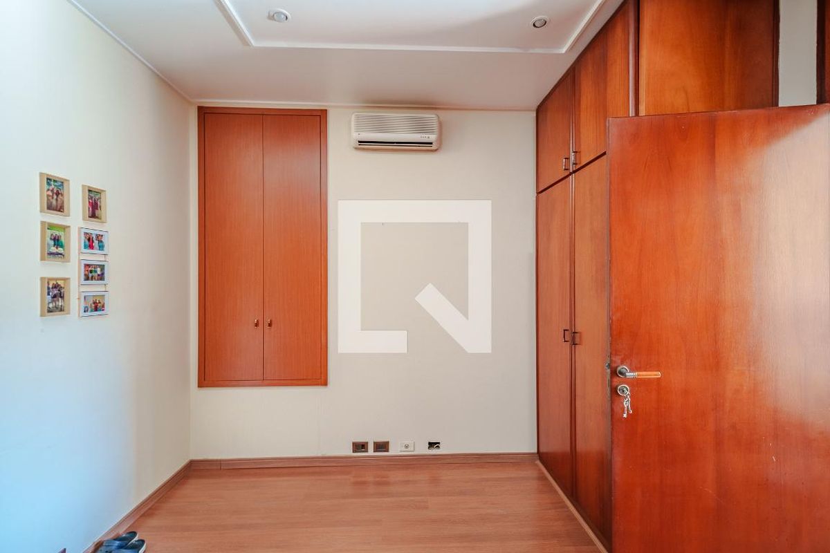 Casa, 4 quartos, 350 m² - Foto 27