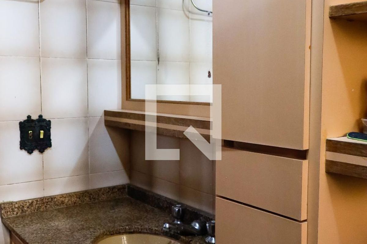 Casa, 3 quartos, 240 m² - Foto 28