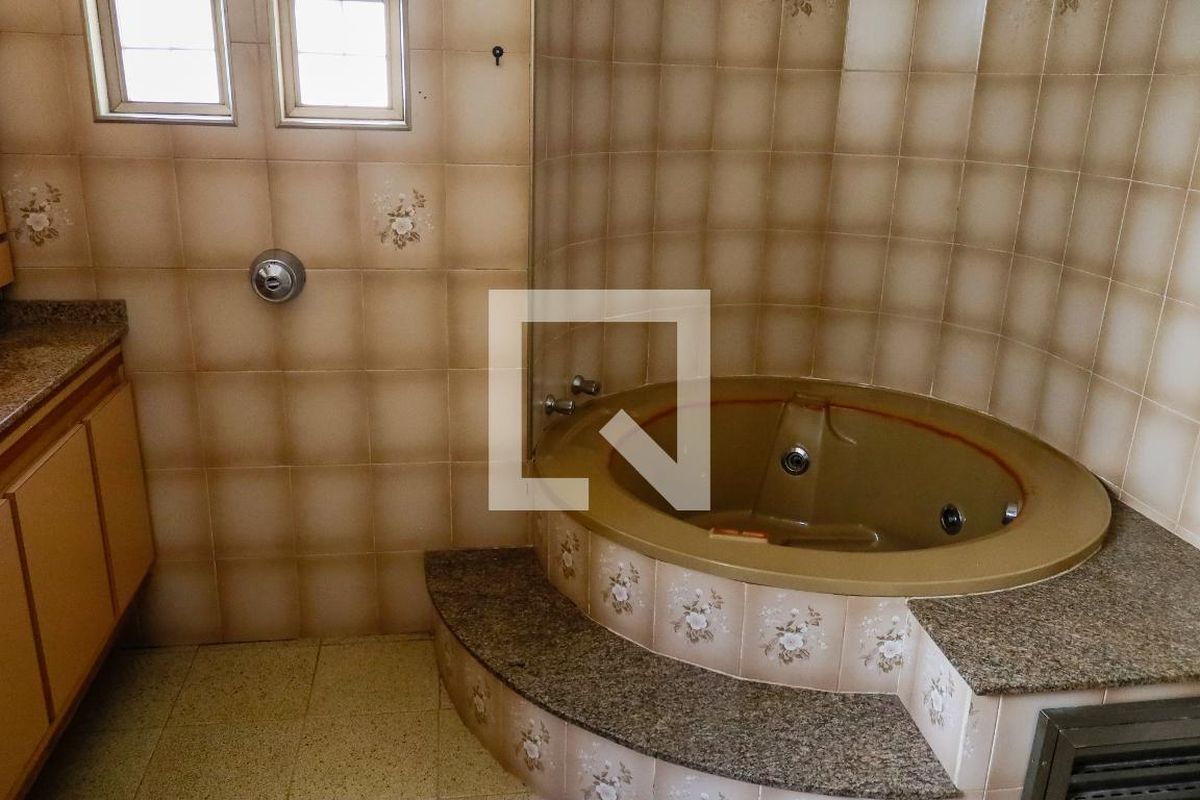 Casa, 3 quartos, 240 m² - Foto 20