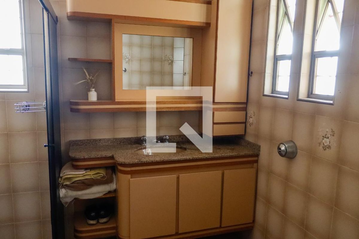 Casa, 3 quartos, 240 m² - Foto 22
