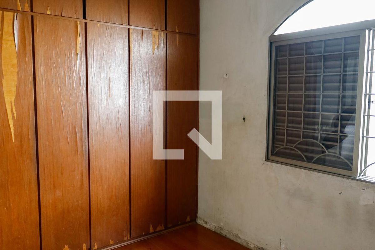 Casa, 3 quartos, 240 m² - Foto 13