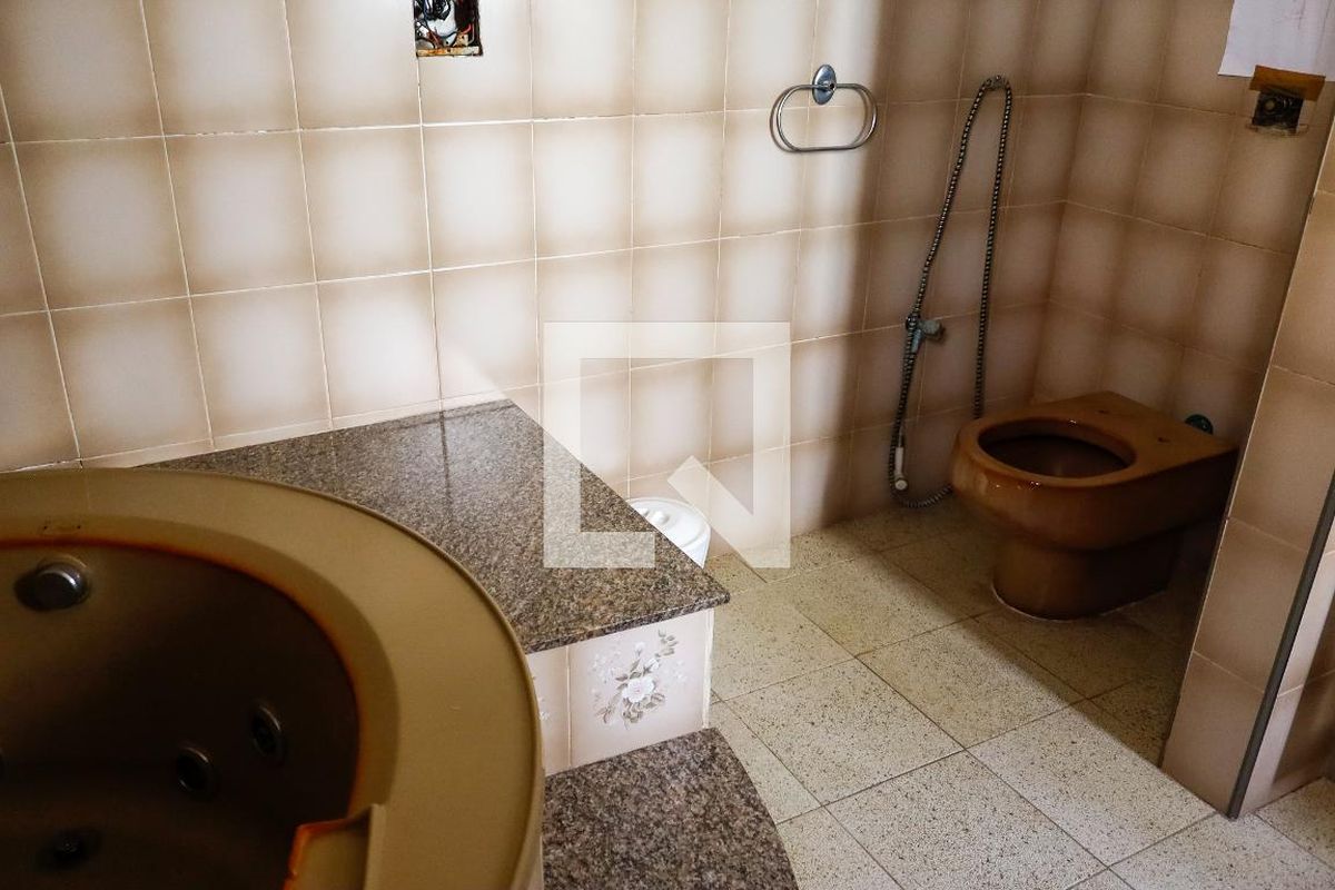 Casa, 3 quartos, 240 m² - Foto 24