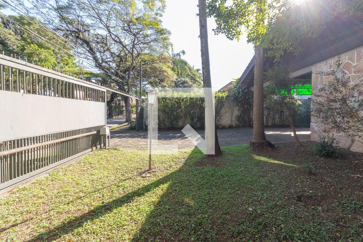 Casa, 3 quartos, 269 m² - Foto 40