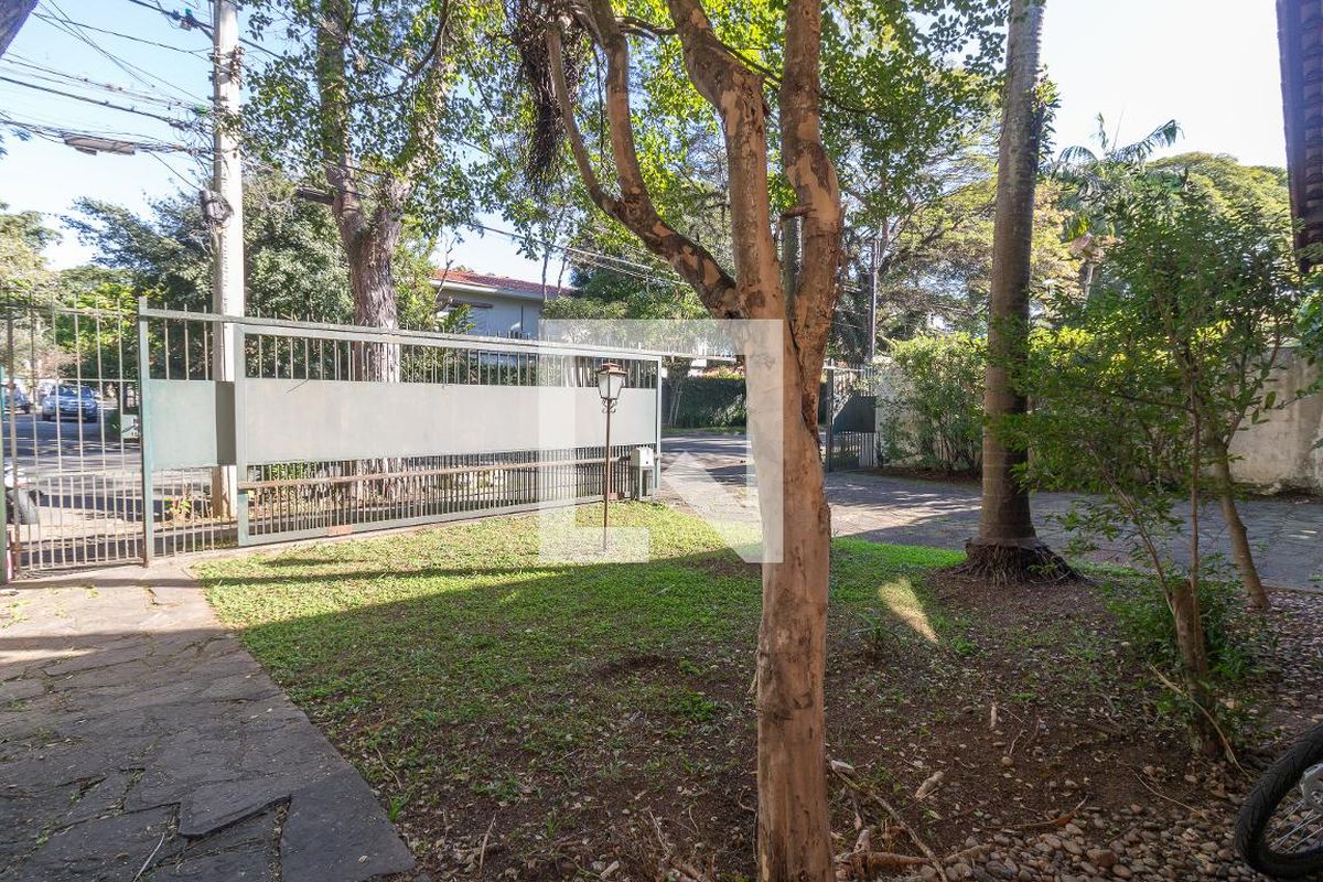 Casa, 3 quartos, 269 m² - Foto 41
