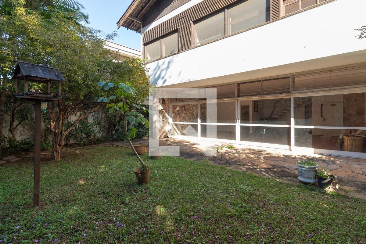 Casa, 3 quartos, 269 m² - Foto 36