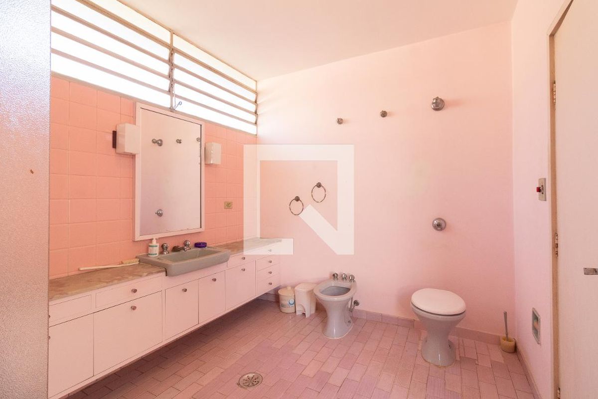 Casa, 3 quartos, 269 m² - Foto 20