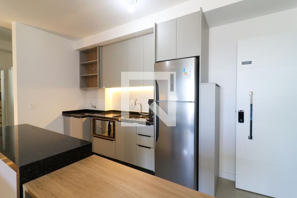 Apartamento à Venda - Centro, 1 Quarto,  43 m2 em , Campinas - sp | SoloBR