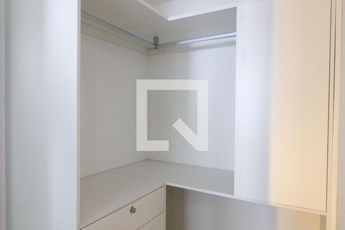 Apartamento à Venda - Centro, 1 Quarto,  43 m2 em , Campinas - sp | SoloBR