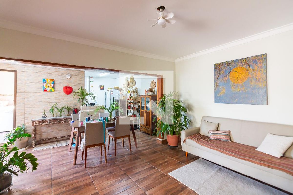 Casa, 3 quartos, 110 m² - Foto 1