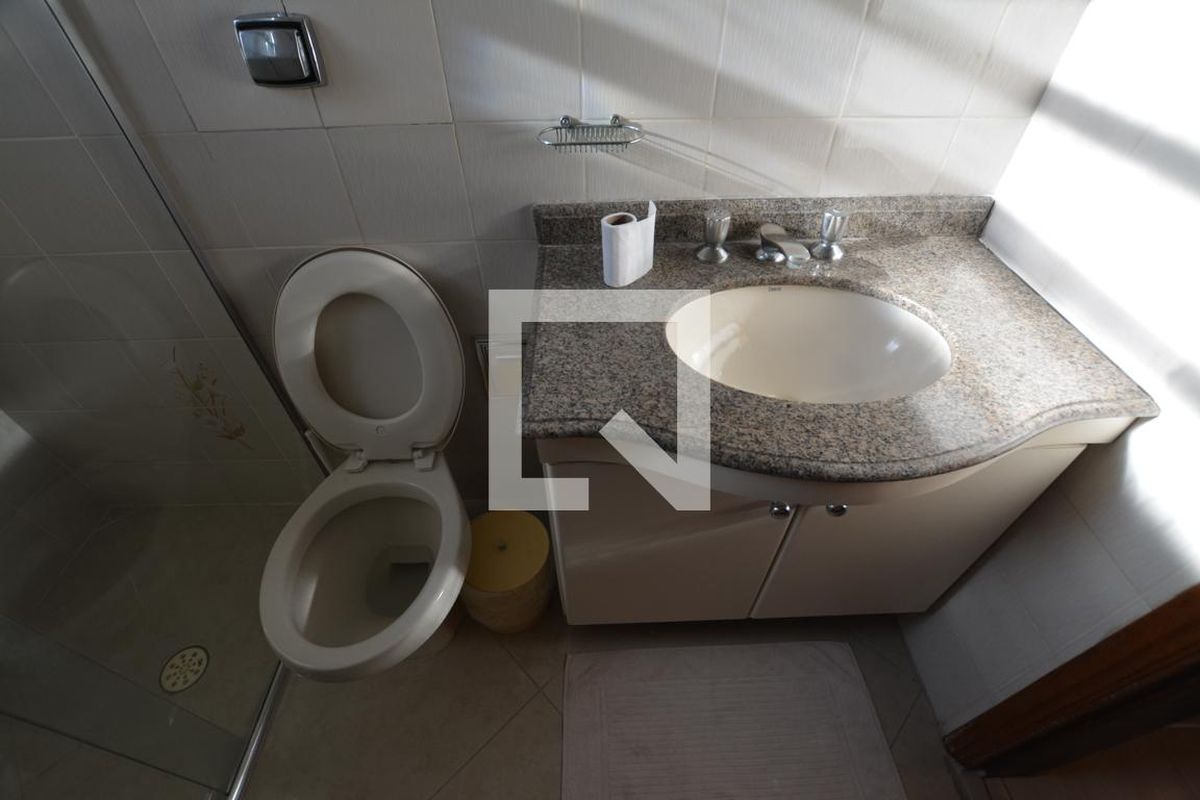 Casa, 3 quartos, 250 m² - Foto 49