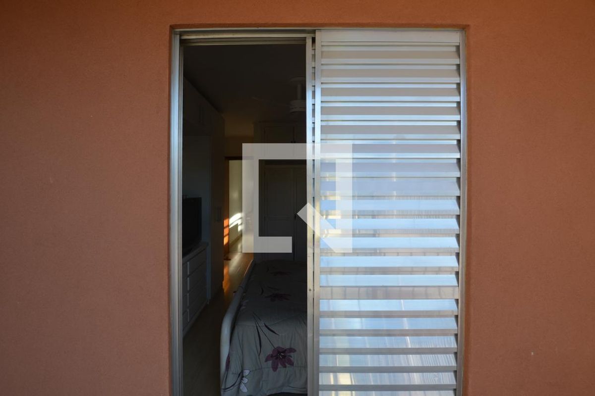 Casa, 3 quartos, 250 m² - Foto 20