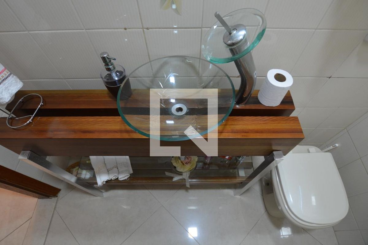 Casa, 3 quartos, 250 m² - Foto 56