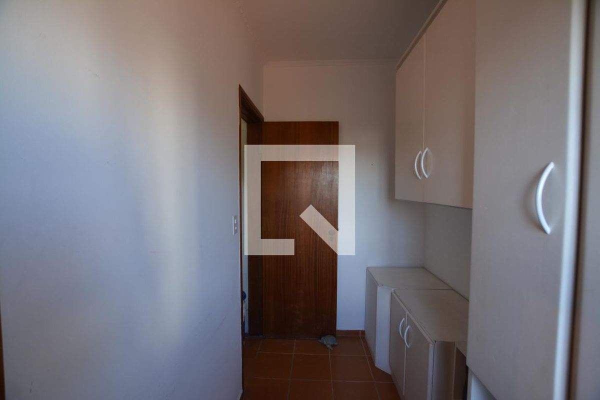 Casa, 3 quartos, 250 m² - Foto 83