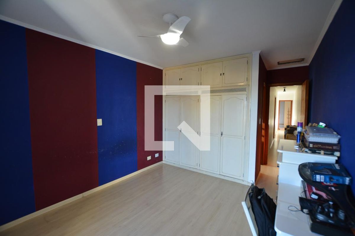 Casa, 3 quartos, 250 m² - Foto 43