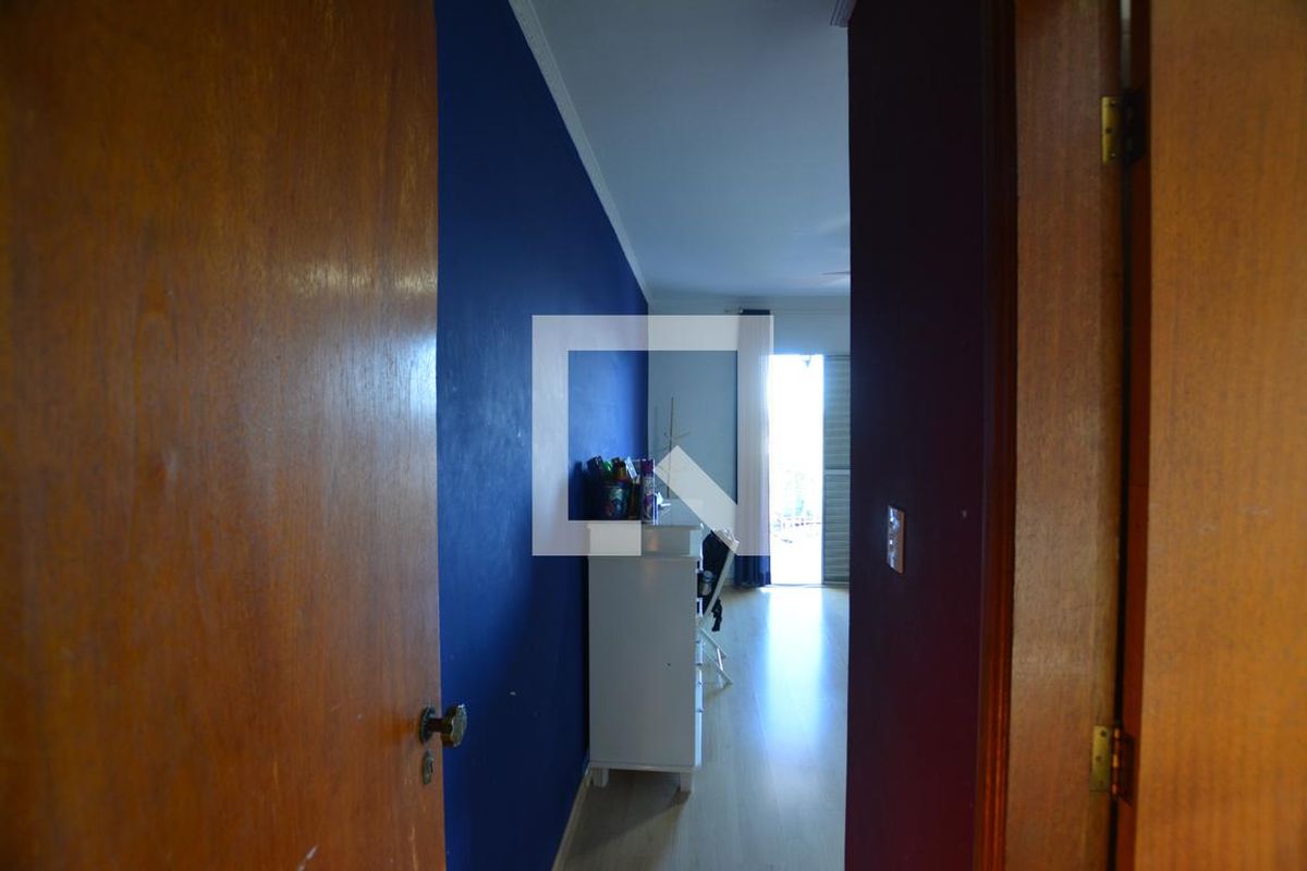 Casa, 3 quartos, 250 m² - Foto 37