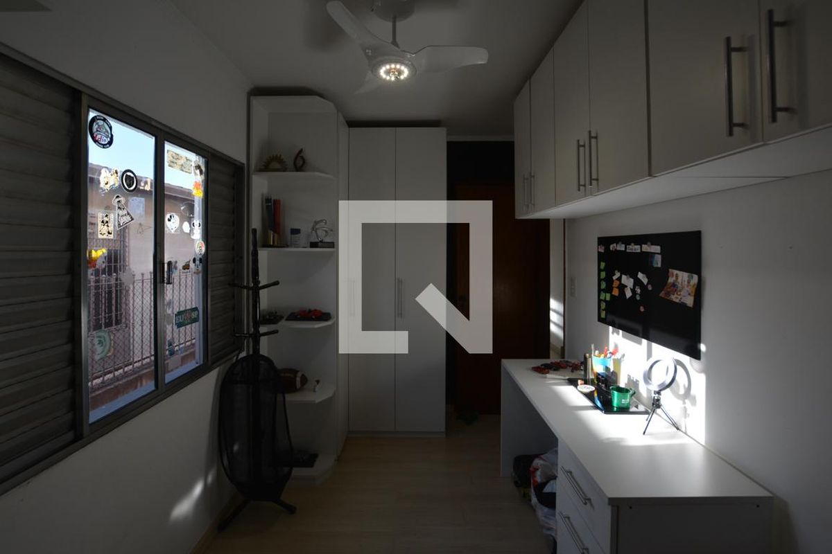 Casa, 3 quartos, 250 m² - Foto 30