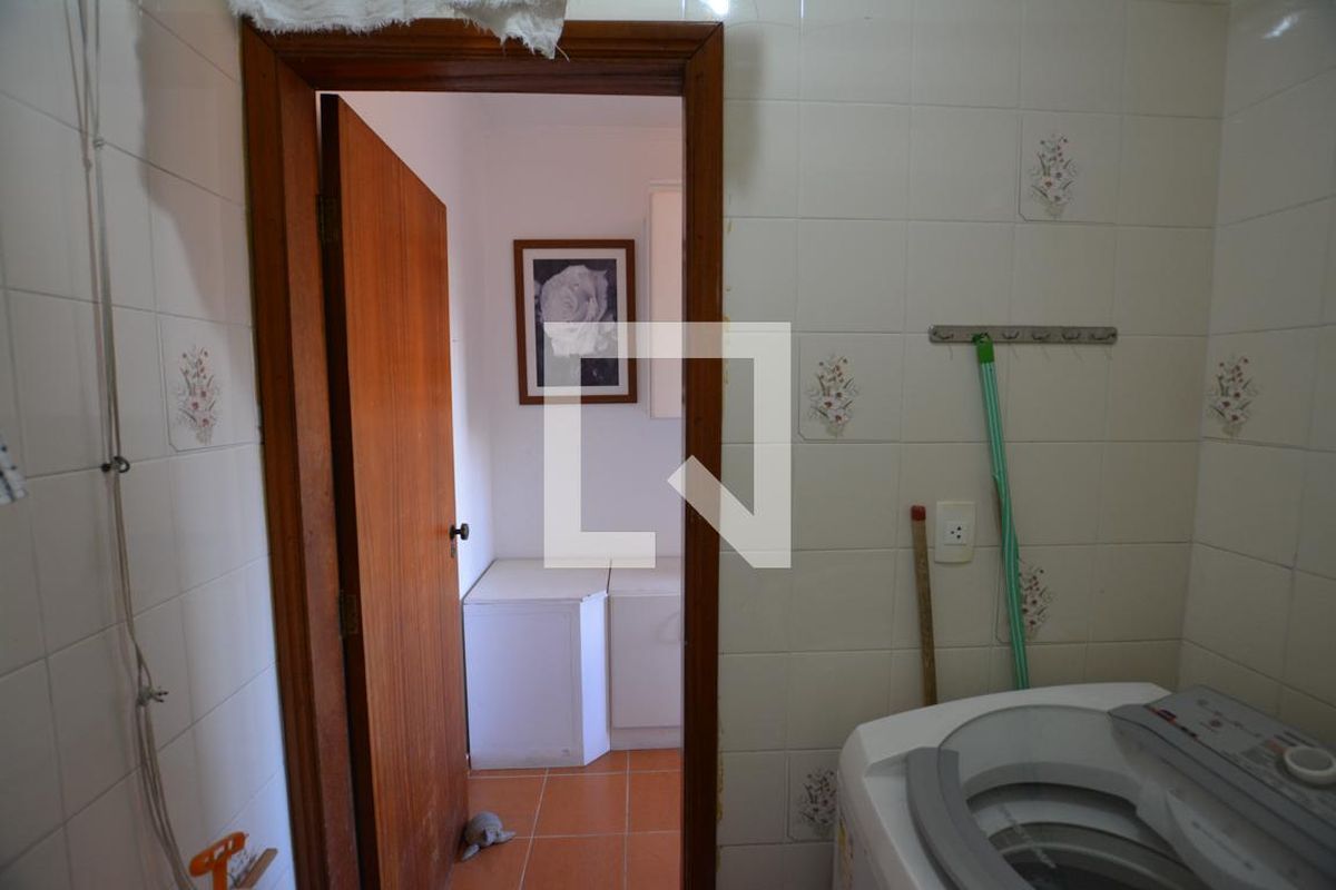 Casa, 3 quartos, 250 m² - Foto 80
