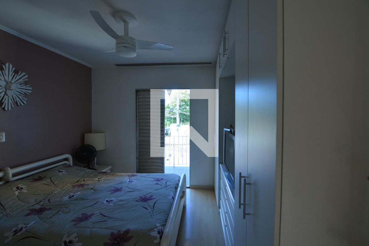 Casa, 3 quartos, 250 m² - Foto 11