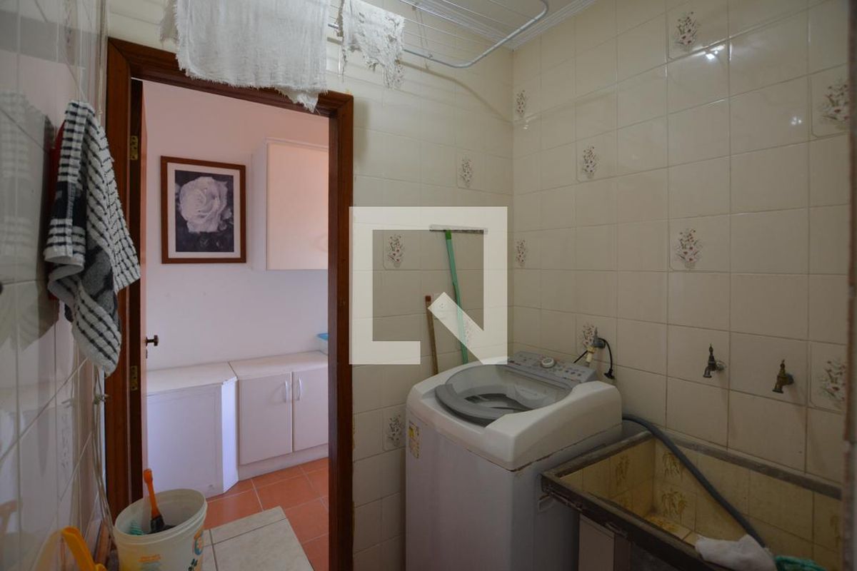 Casa, 3 quartos, 250 m² - Foto 78
