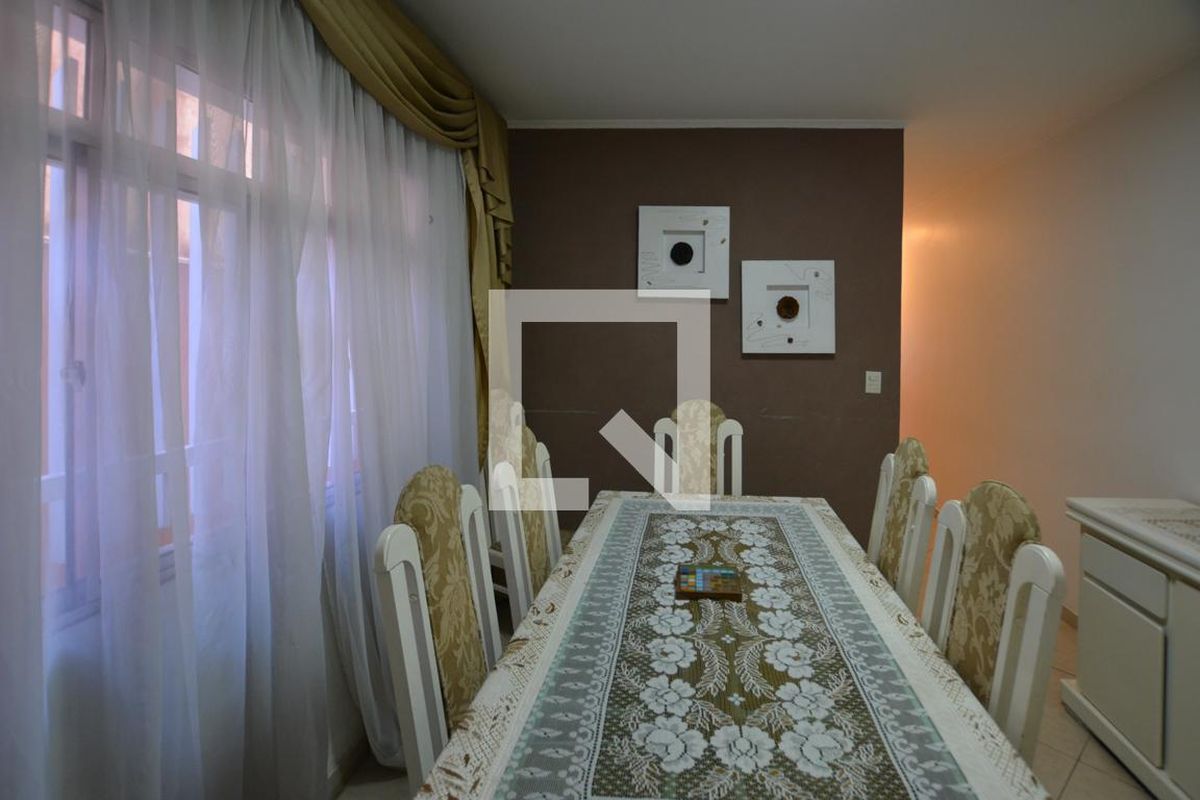 Casa, 3 quartos, 250 m² - Foto 68