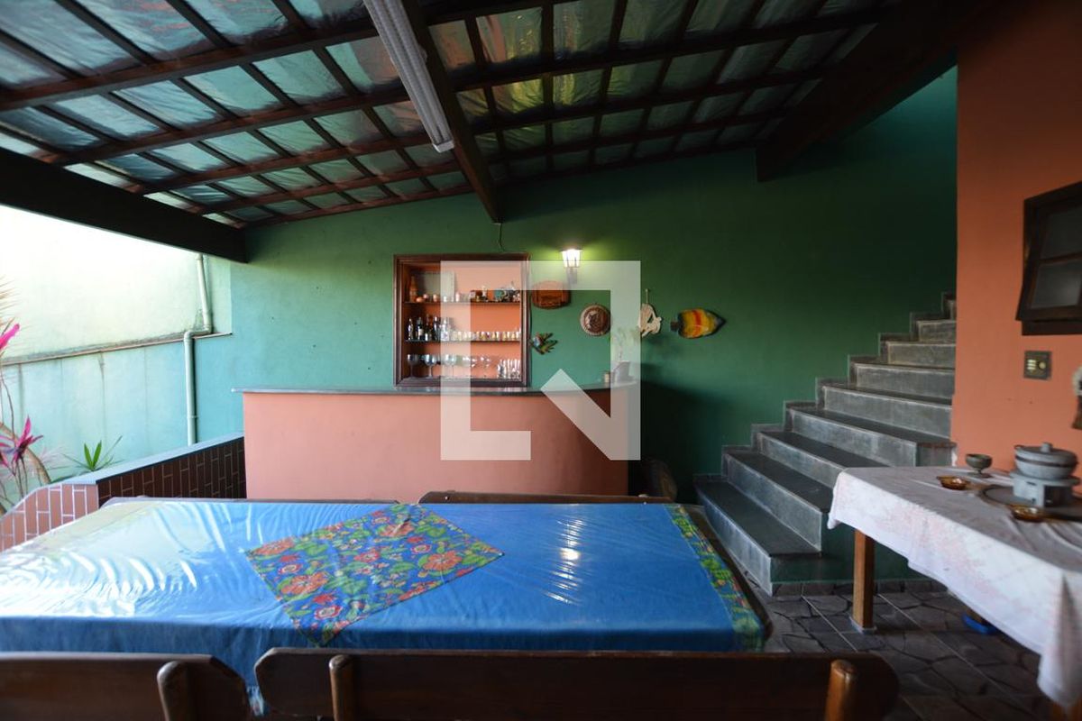 Casa, 3 quartos, 250 m² - Foto 95