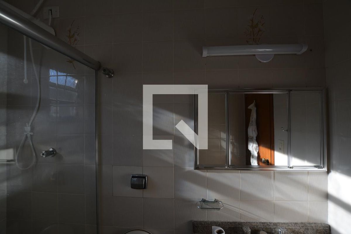 Casa, 3 quartos, 250 m² - Foto 50