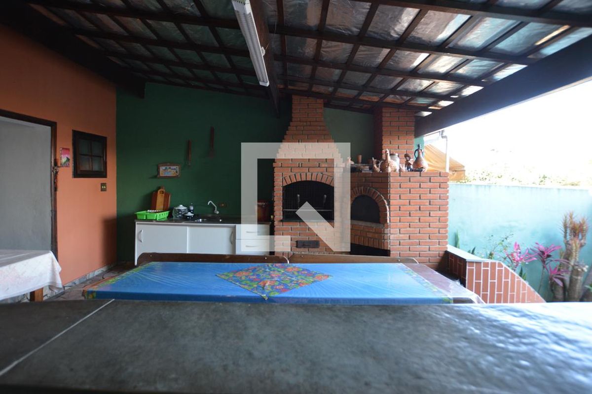 Casa, 3 quartos, 250 m² - Foto 94
