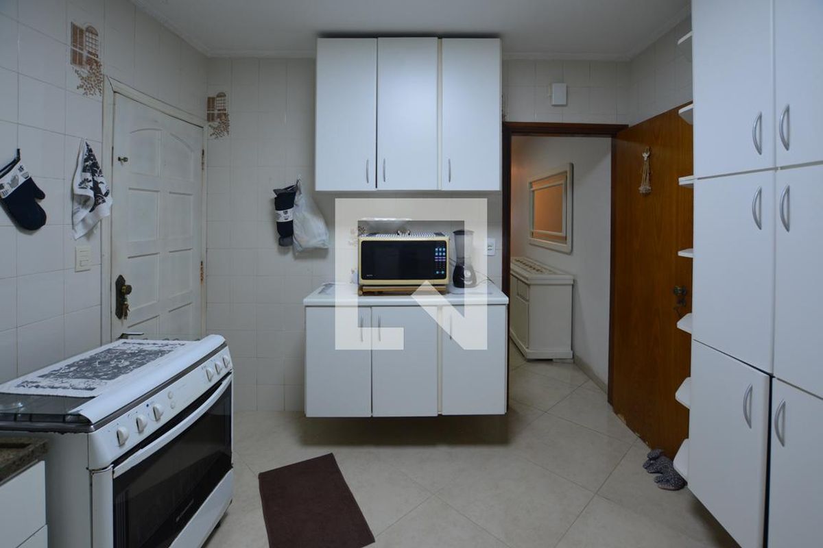 Casa, 3 quartos, 250 m² - Foto 74