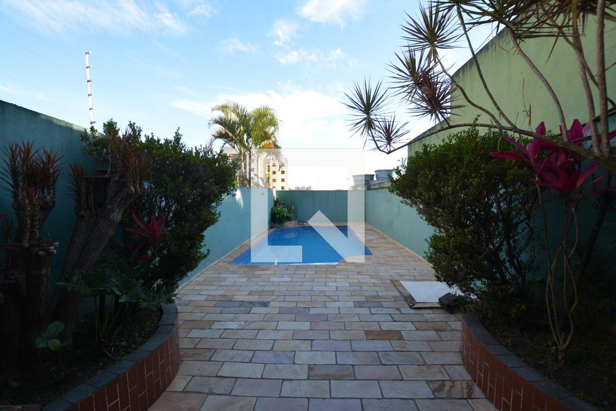 Casa, 3 quartos, 250 m² - Foto 107