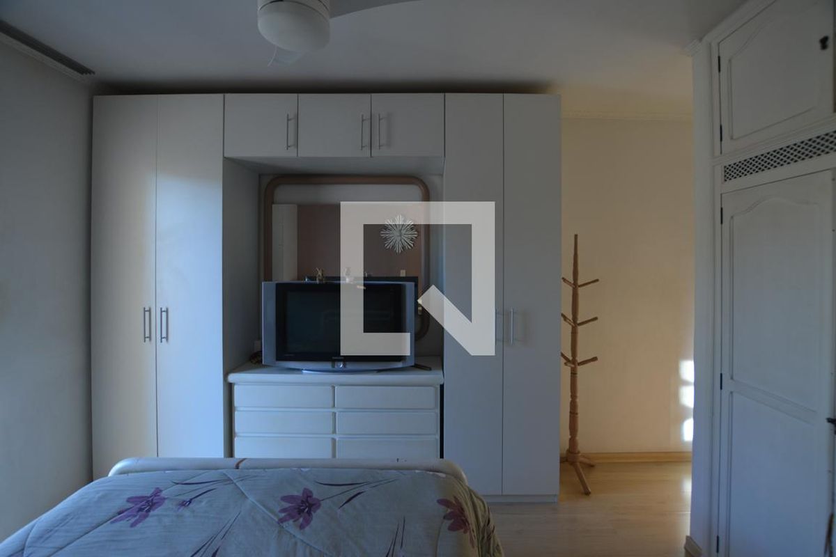 Casa, 3 quartos, 250 m² - Foto 15