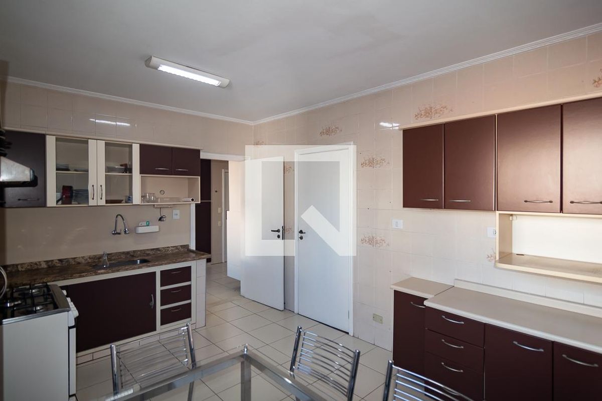 Apartamento, 3 quartos, 230 m² - Foto 57