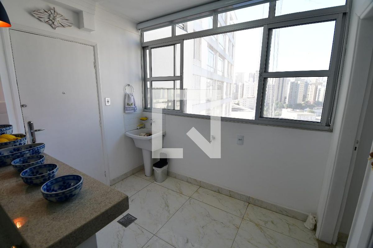 Apartamento à Venda - Centro, 3 Quartos,  156 m2 em , Campinas - sp | SoloBR