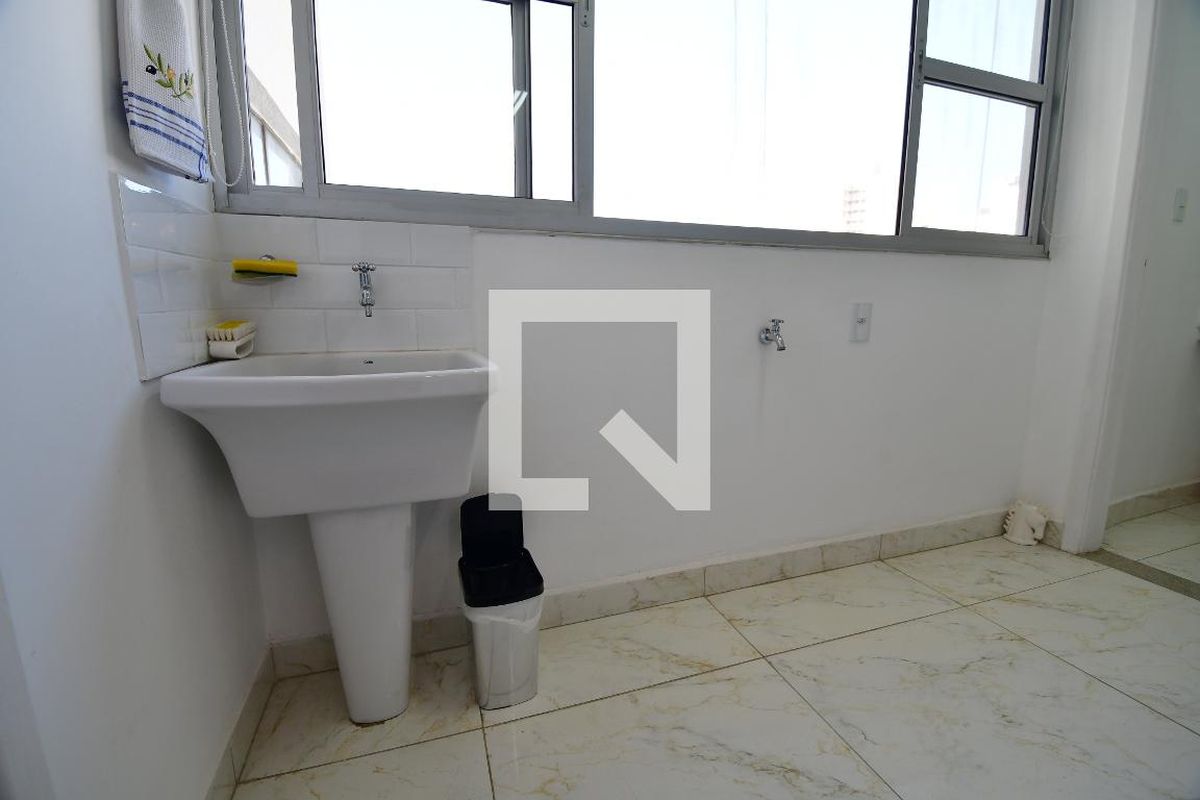 Apartamento à Venda - Centro, 3 Quartos,  156 m2 em , Campinas - sp | SoloBR