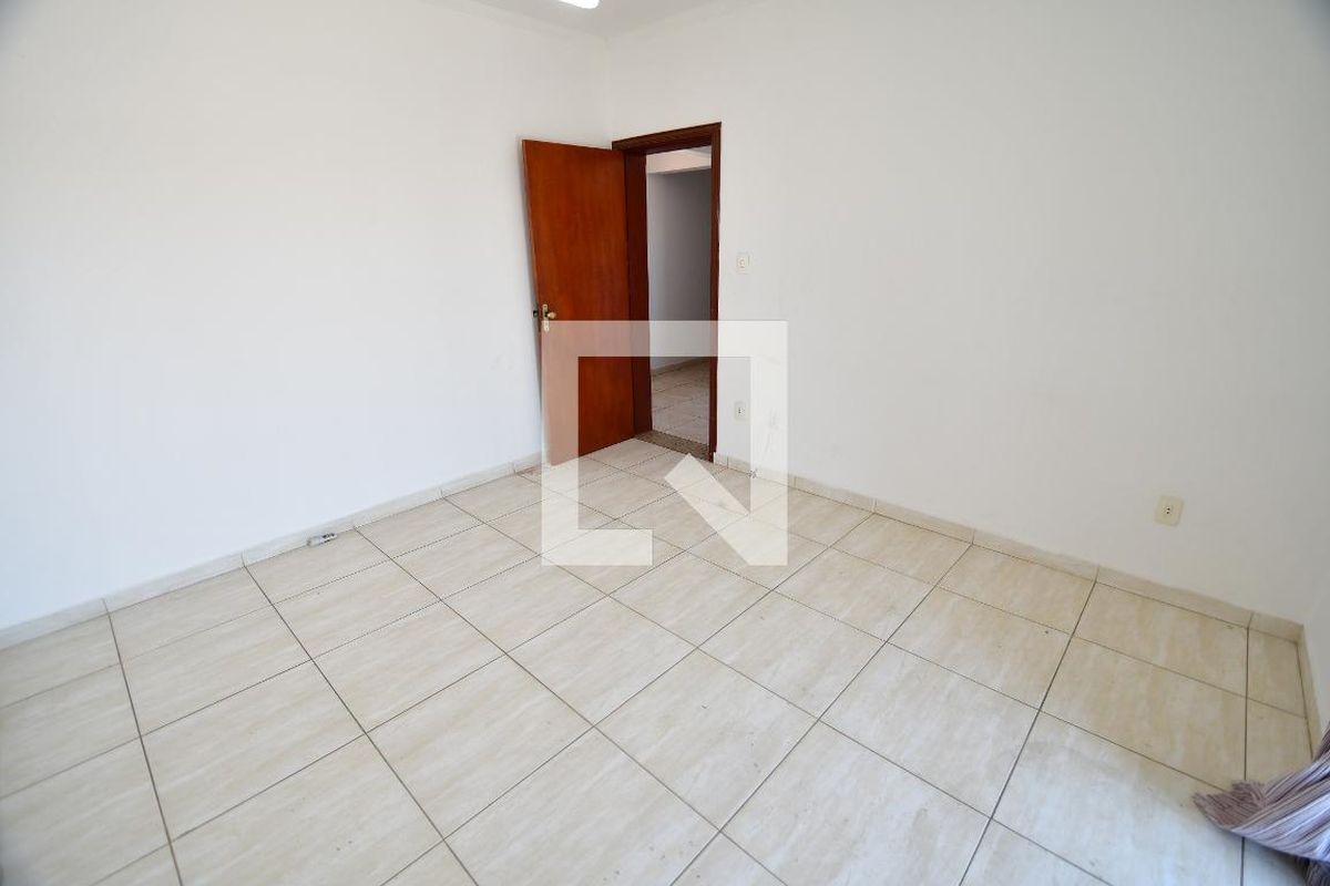 Casa à Venda - Jardim Chapadão, 3 Quartos,  237 m2 em , Campinas - sp | SoloBR