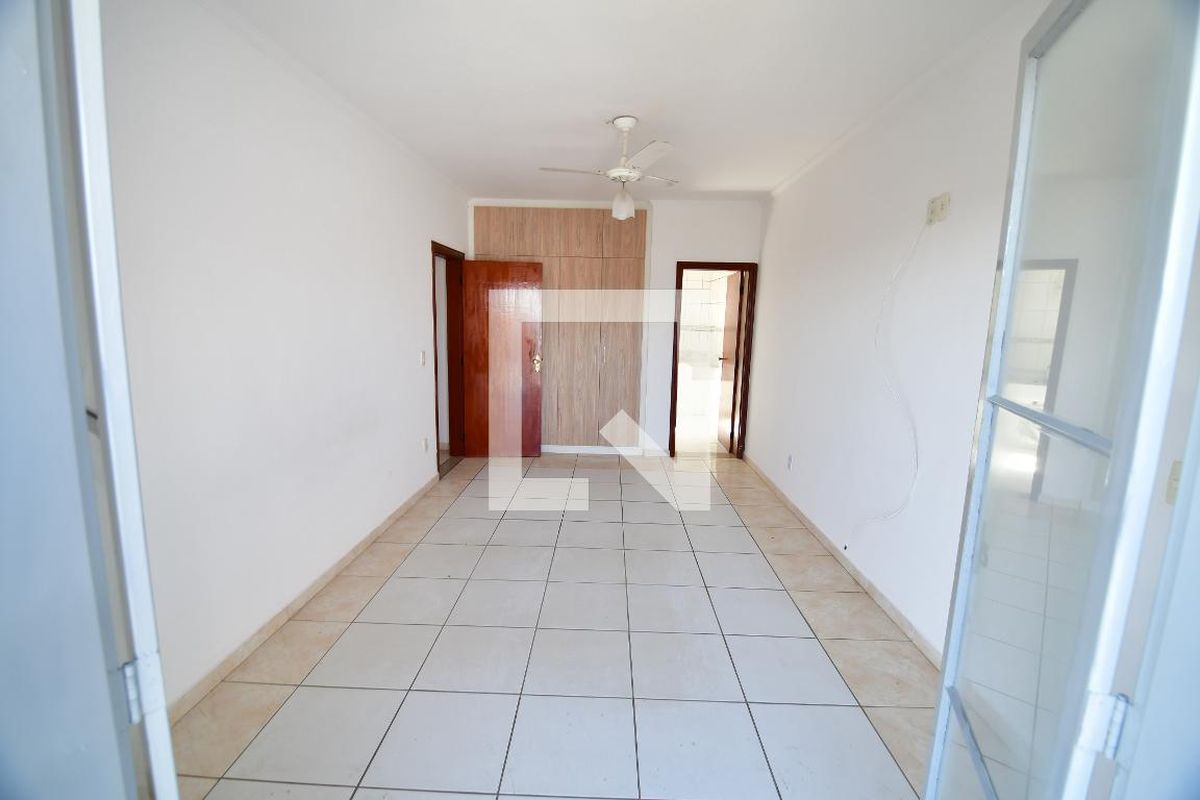 Casa à Venda - Jardim Chapadão, 3 Quartos,  237 m2 em , Campinas - sp | SoloBR