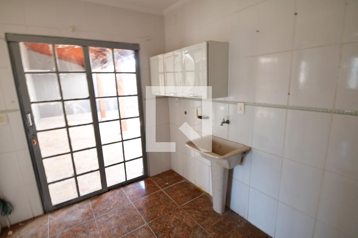 Casa à Venda - Jardim Chapadão, 3 Quartos,  237 m2 em , Campinas - sp | SoloBR