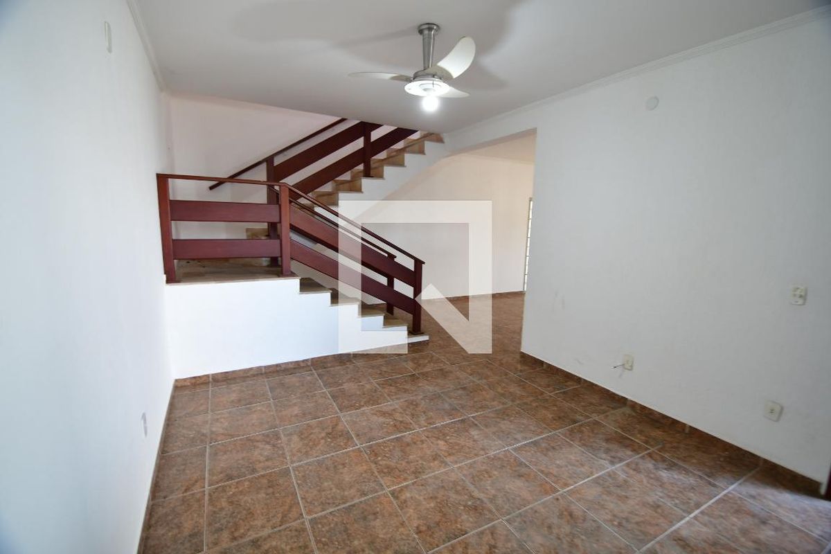 Casa à Venda - Jardim Chapadão, 3 Quartos,  237 m2 em , Campinas - sp | SoloBR