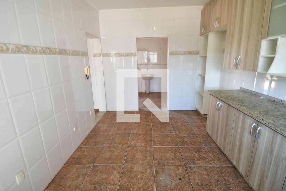 Casa à Venda - Jardim Chapadão, 3 Quartos,  237 m2 em , Campinas - sp | SoloBR